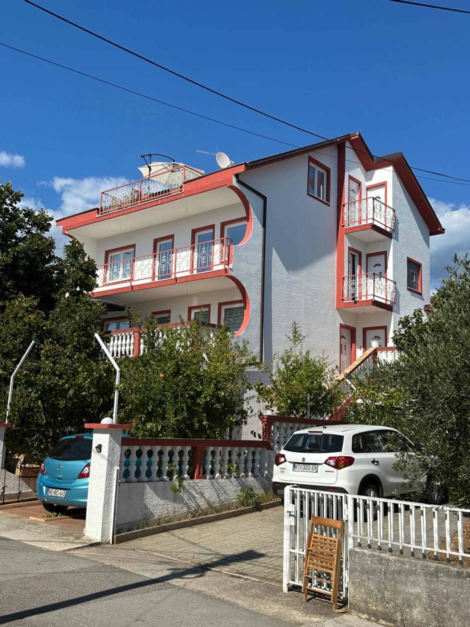 Mio Apartment